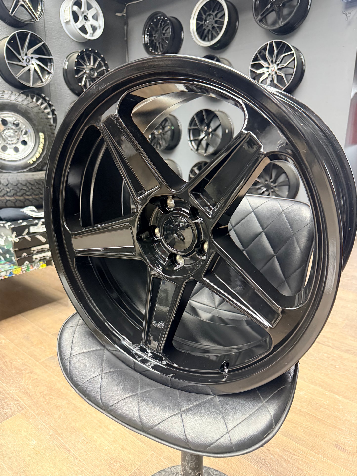 20X9 +20 5X115 71.5cb OE CREATIONS PR186 GLOSS BLACK