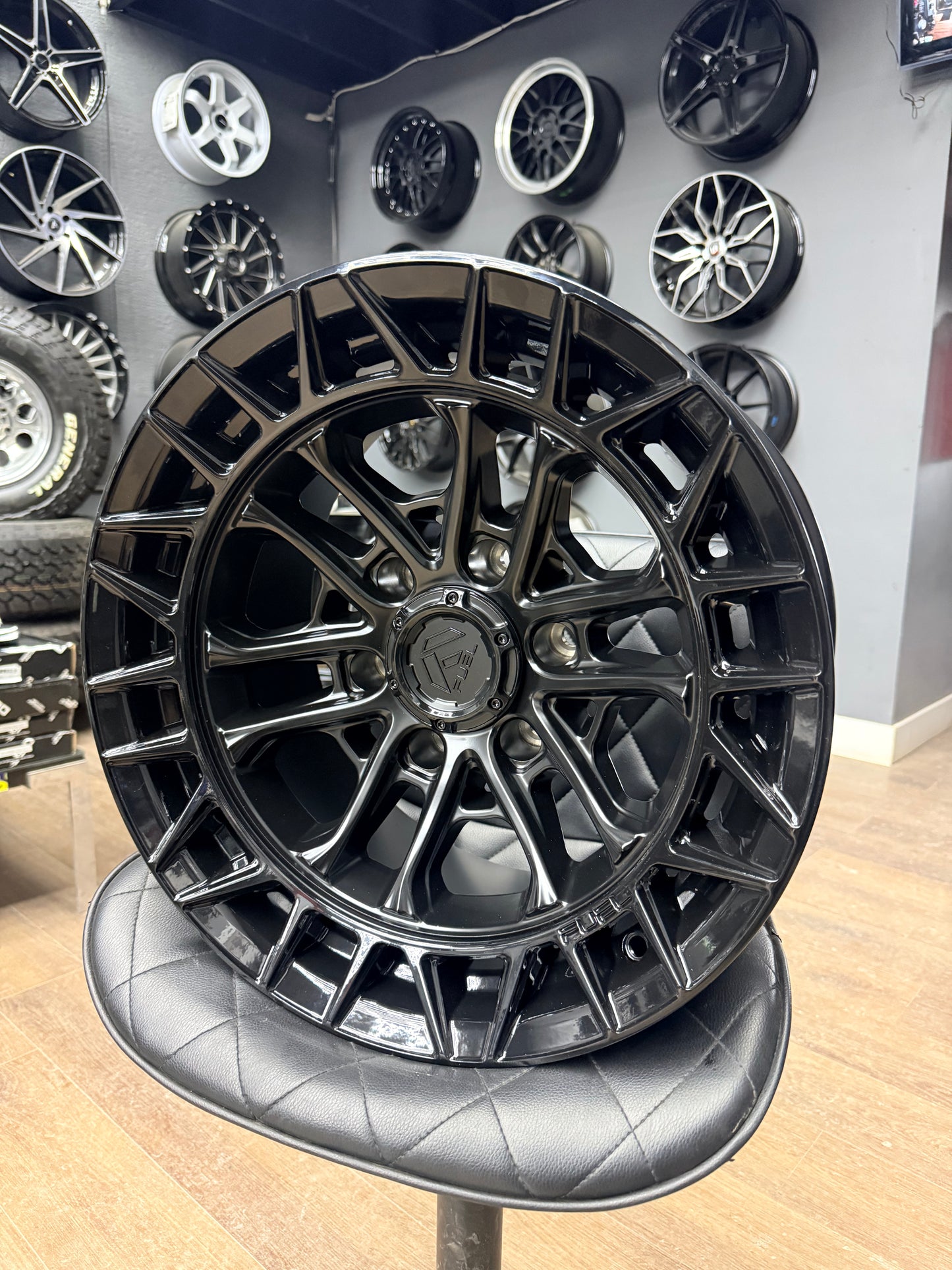 17X9 -12 6X139.7 FUEL OFFROAD FC874 CELSIUS 106.1cb
