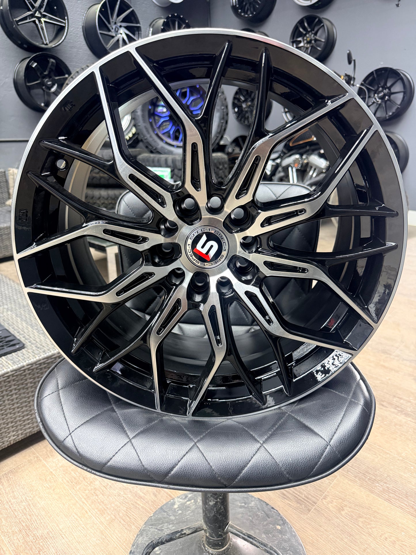 SPEC-1 RACING SP-58 18X8 5X114.3 ET38 73.1 Alloy Rims