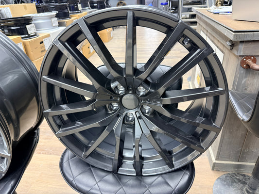 **BLEM SALE** REPLIKA R233 GLOSS GUNMETAL 20X9 +35 5X112 66.6cb