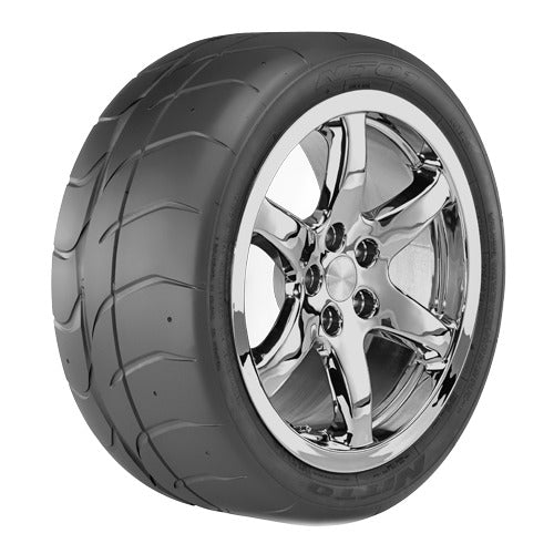 Nitto NT01 275/35ZR18 95W SL